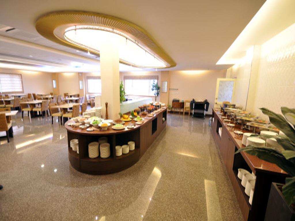 Spring Breeze Hotel Хуалиен Сити Екстериор снимка