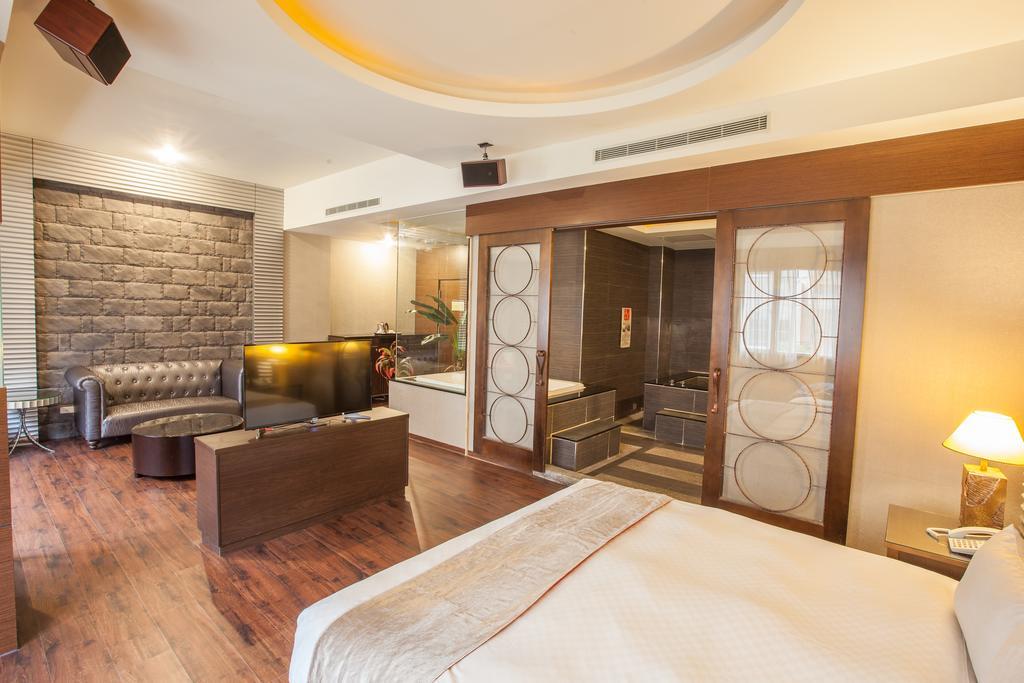 Spring Breeze Hotel Хуалиен Сити Екстериор снимка