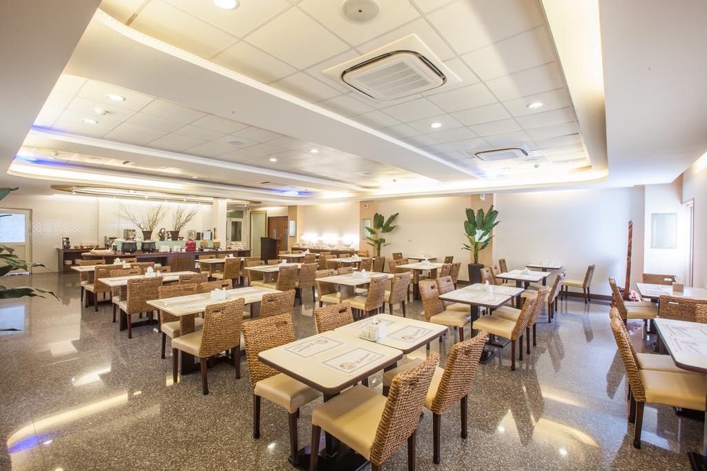 Spring Breeze Hotel Хуалиен Сити Екстериор снимка