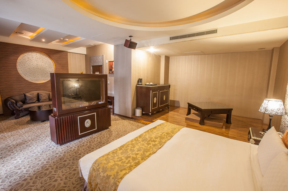 Spring Breeze Hotel Хуалиен Сити Екстериор снимка